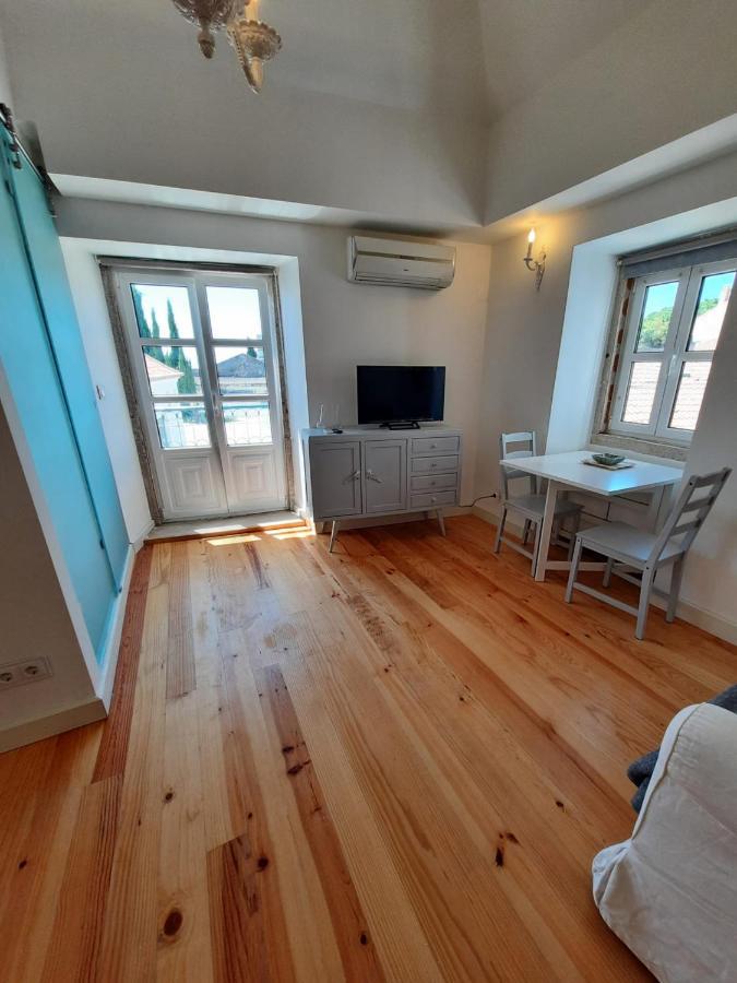 Lisbon Castle Apartment Екстер'єр фото